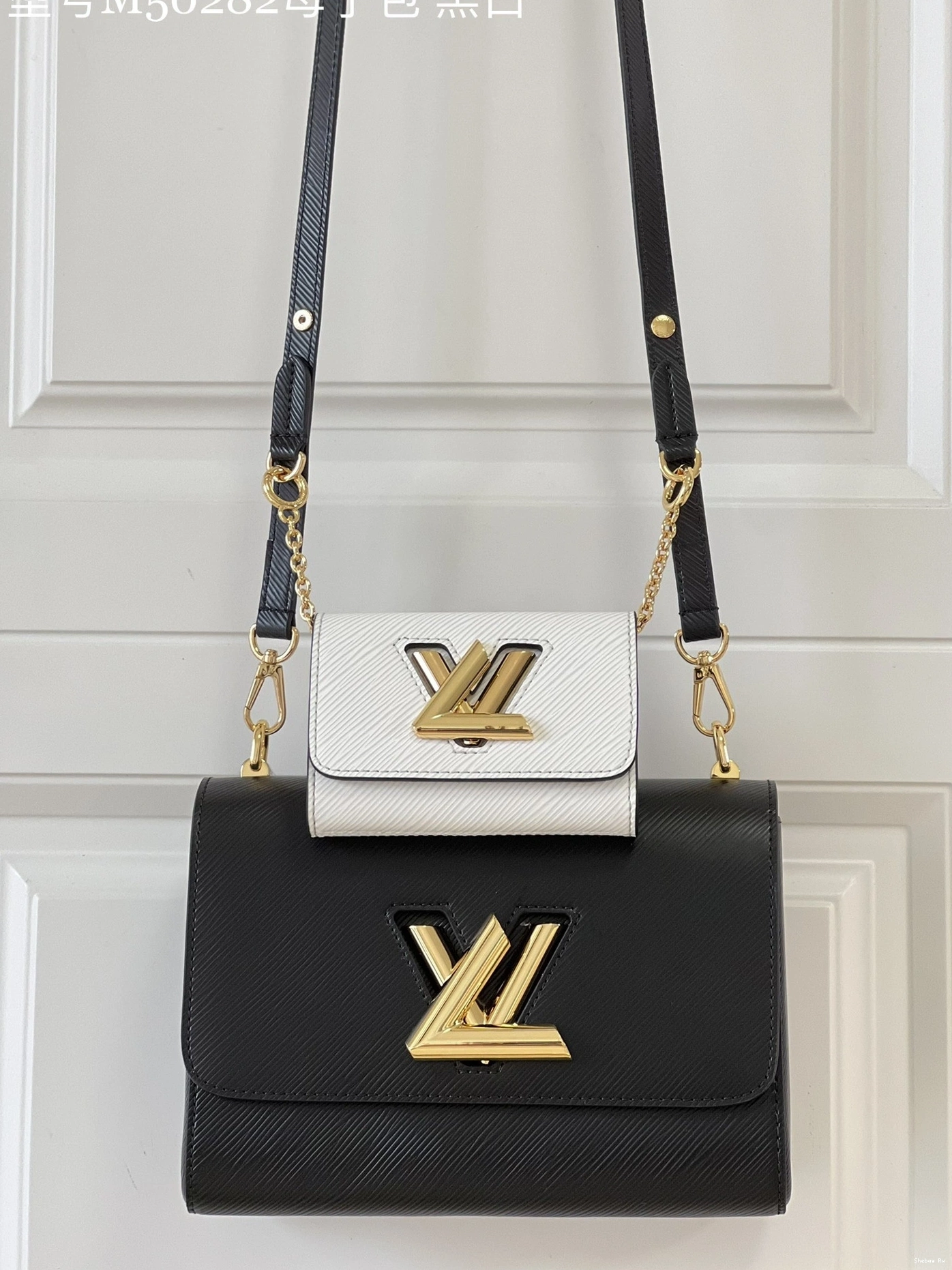 VUITTON LOUIS PM TWIST 0711
